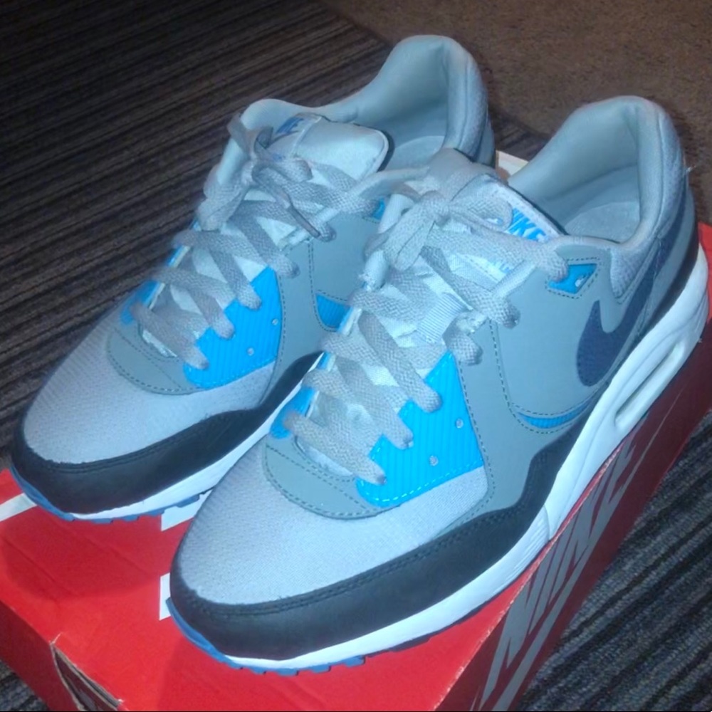 Nike Air Max 2 (Air Max Light) - Picture 1 of 8